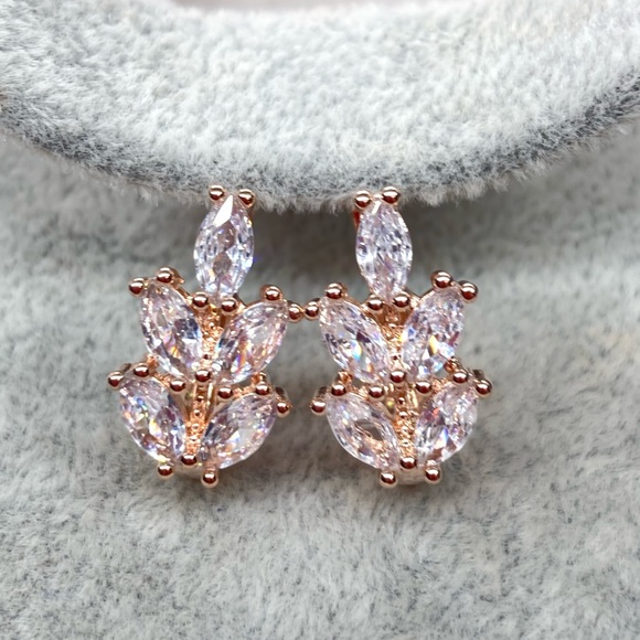 Gold Plated CZ Leaves hug Earrings - Picture 4 of 6